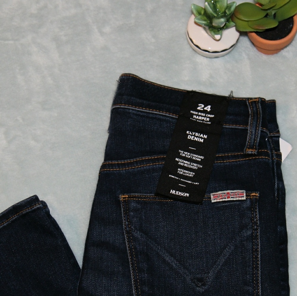 NWT Hudson High Rise Crop Jeans - Picture 2 of 5